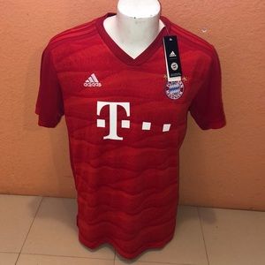 Bayern Munich home jersey size large 2019/2020